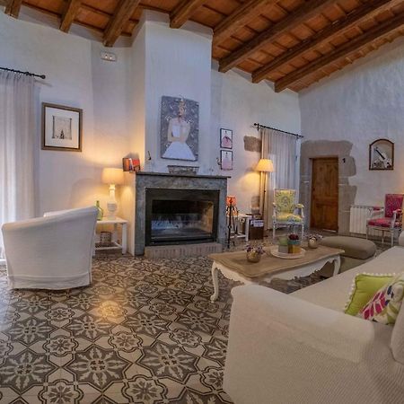 Can Bayre-Casa Rural Fortiá Екстериор снимка